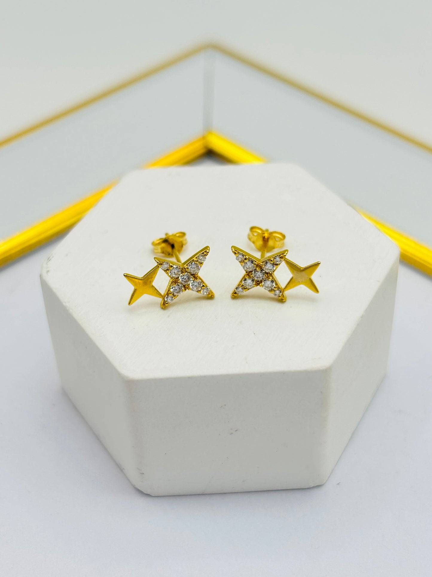 18K Gold Moissanite Diamond Star Earrings