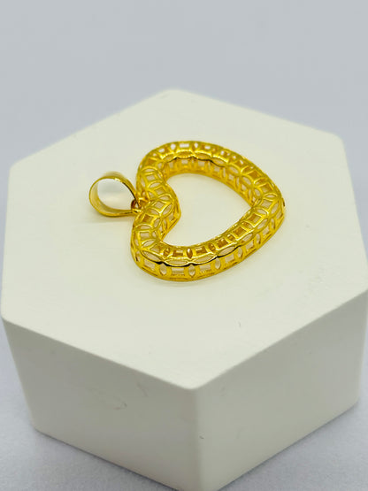 18K Gold Heart Money Catcher Pendant