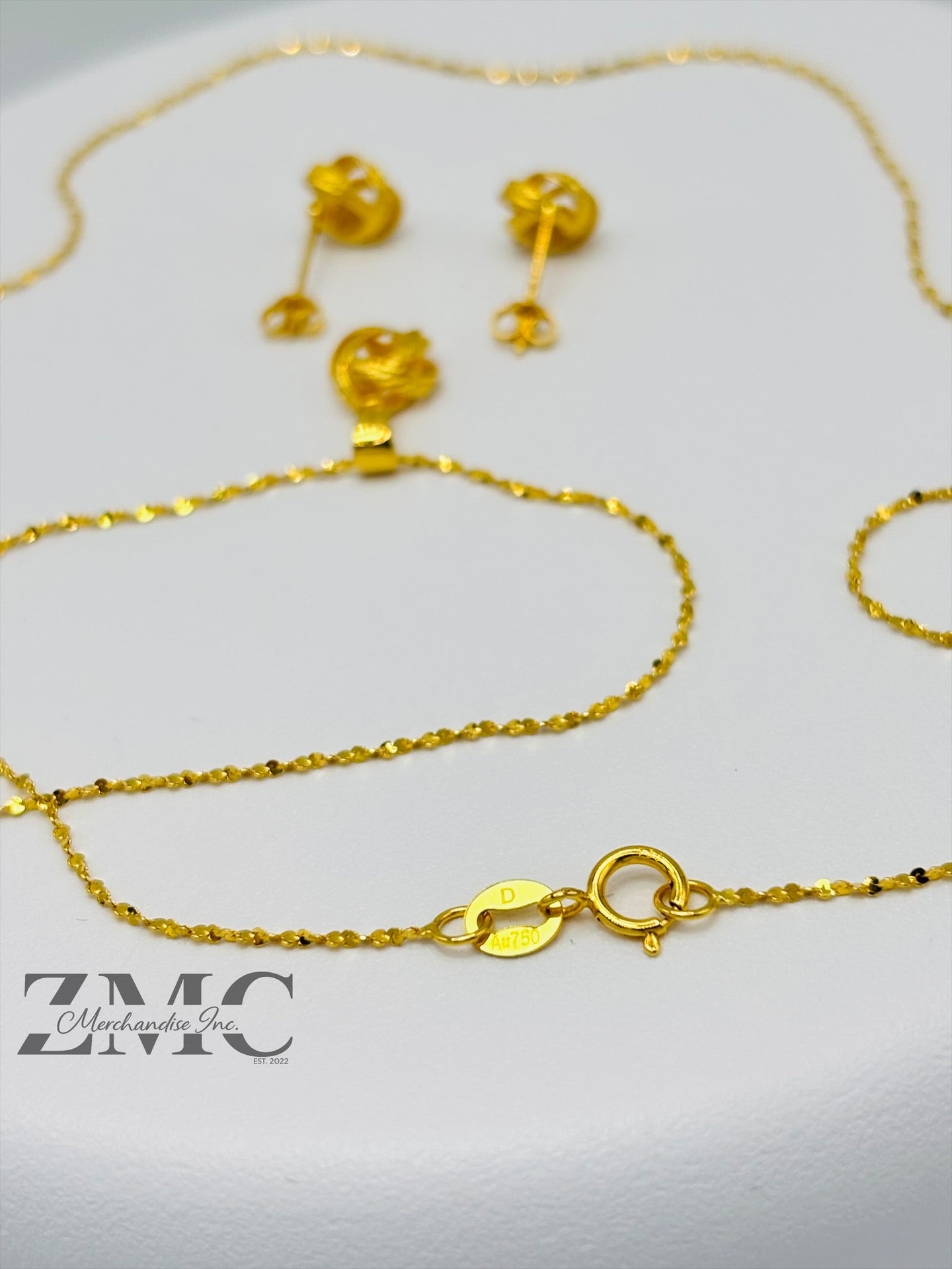 18K Gold Knot Earrings and Necklace Set