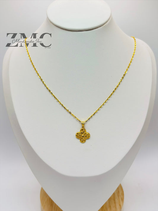 18K Gold Diamond Cut Clover Necklace
