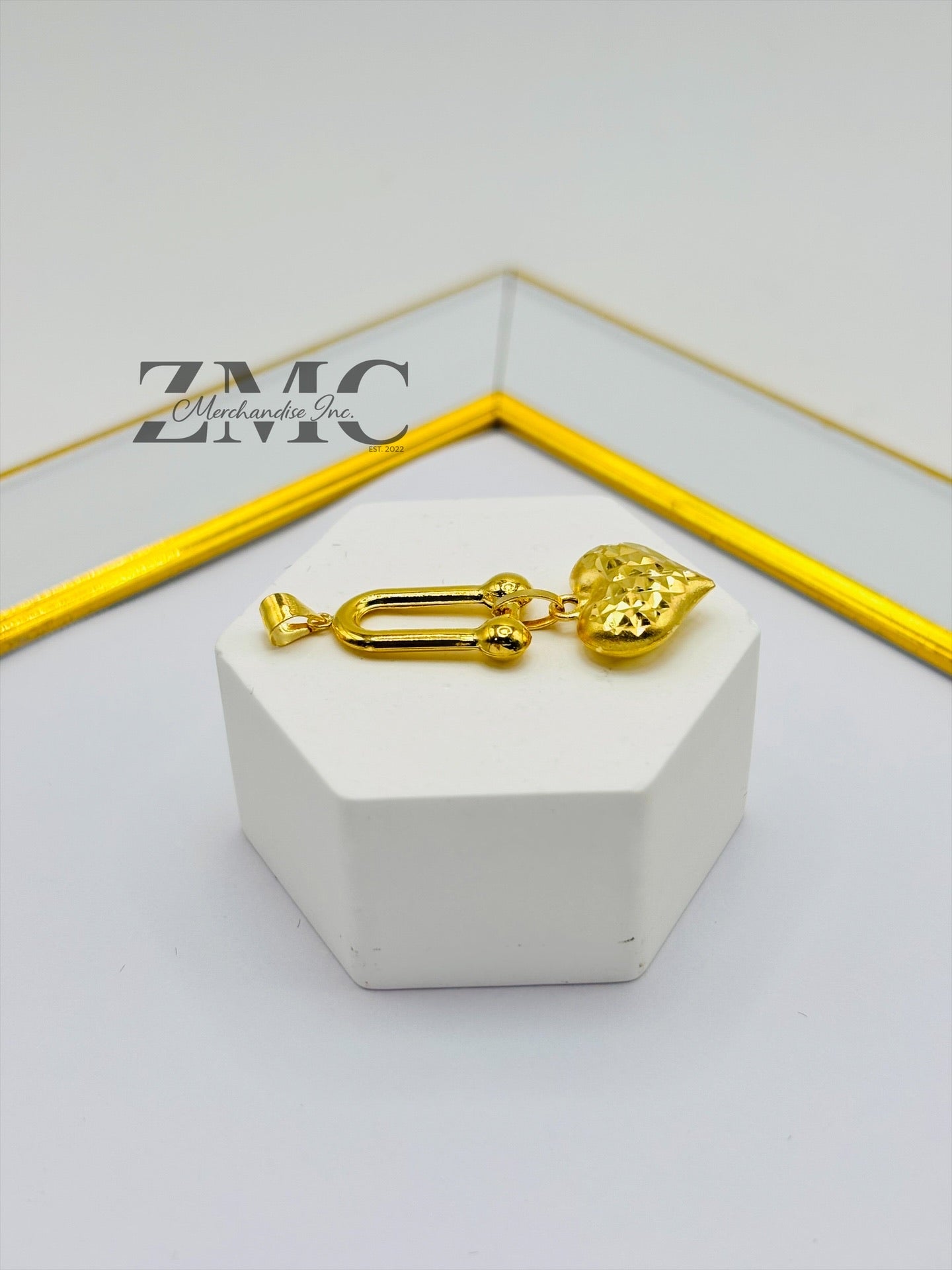 18K Gold Heart Hardware Pendant