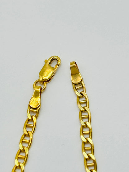 18K Gold G Bracelet