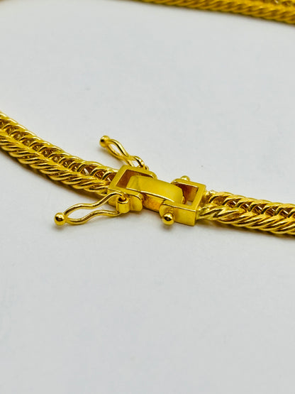 18K Gold Triple Lock Bracelet 3.5mm width