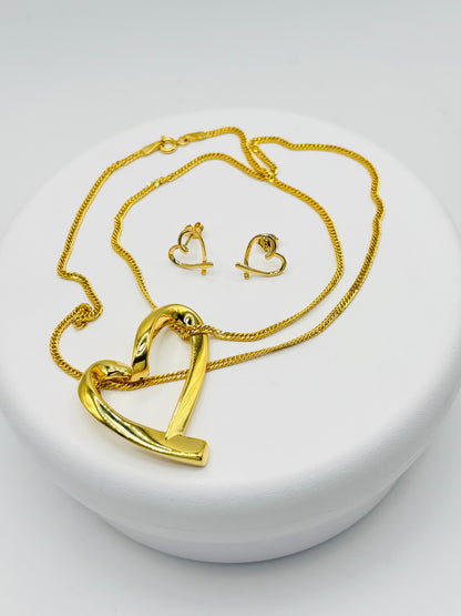 18K Gold Open Heart Necklace and Earrings Set