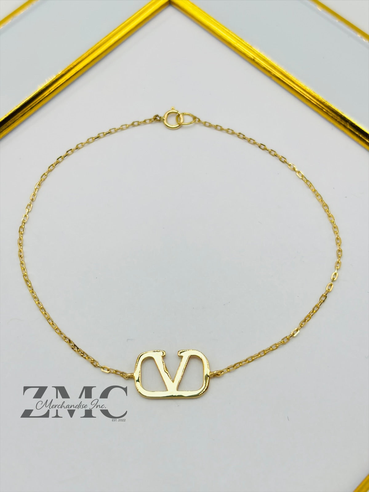 18K Gold V Bracelet