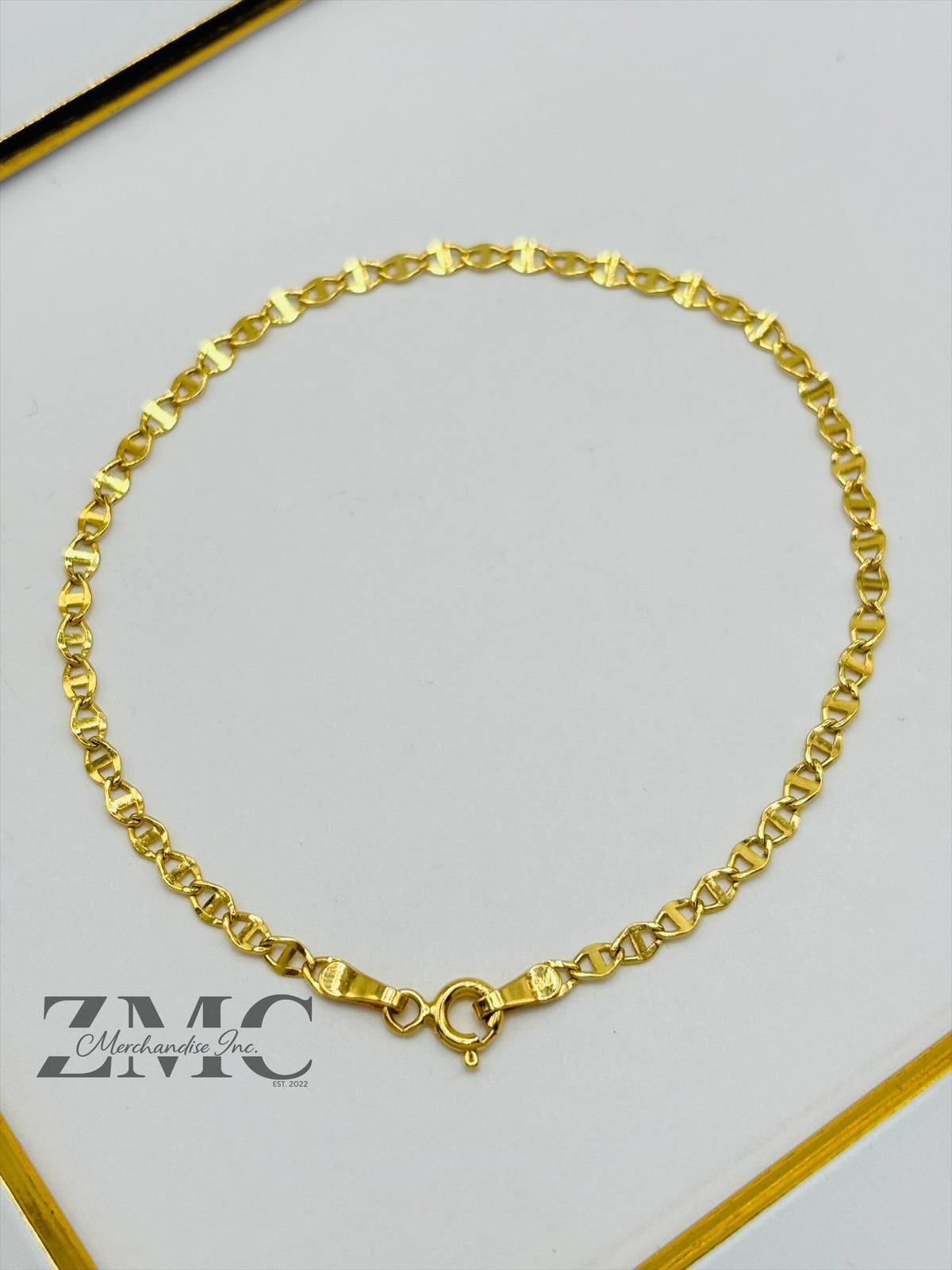 18K Gold Flat G Bracelet