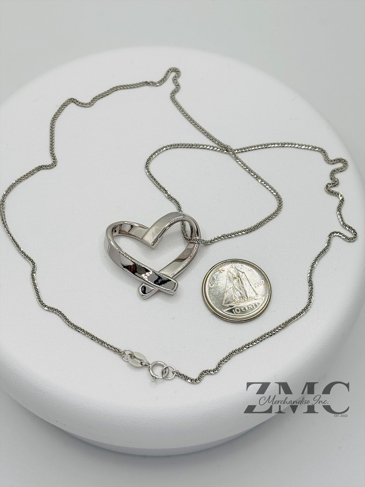 18K White Gold Open Heart Necklace