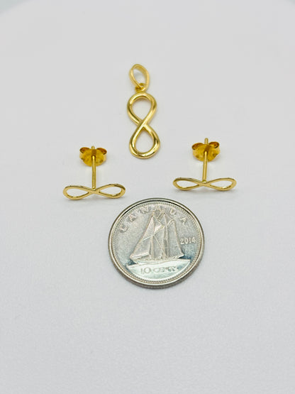 18K Gold Infinity Earrings and Pendant Set