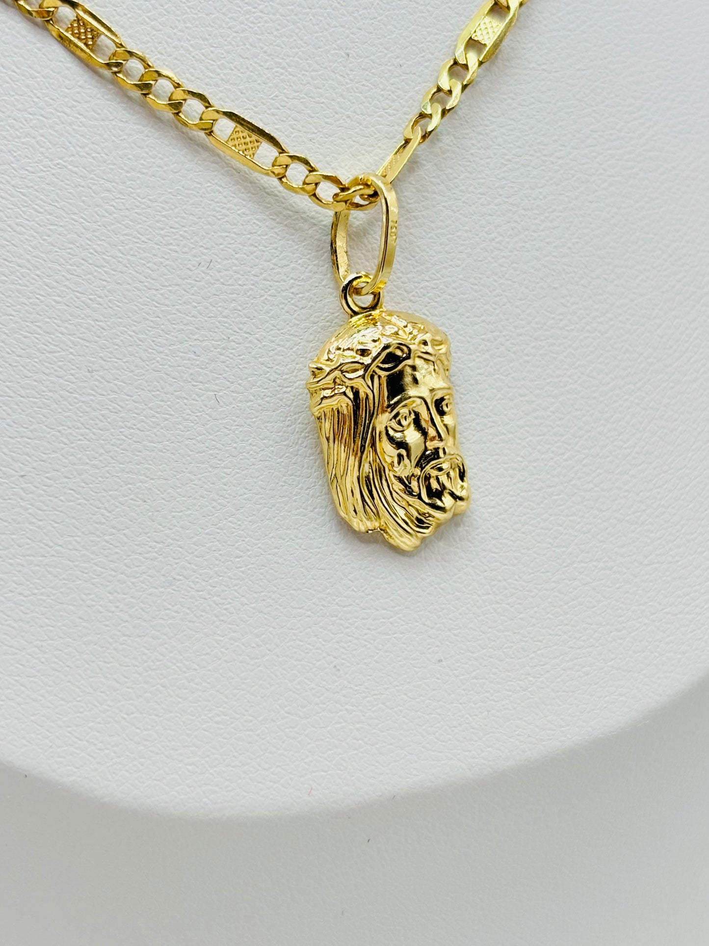 18K Gold Anchor Chain with Jesus Face Pendant Set