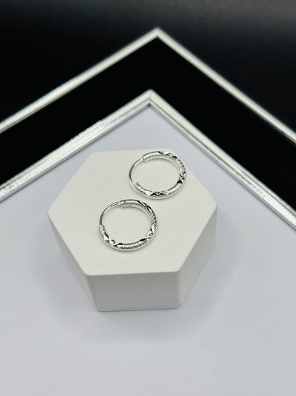 S925 Silver Diamond Cut Loop Earrings