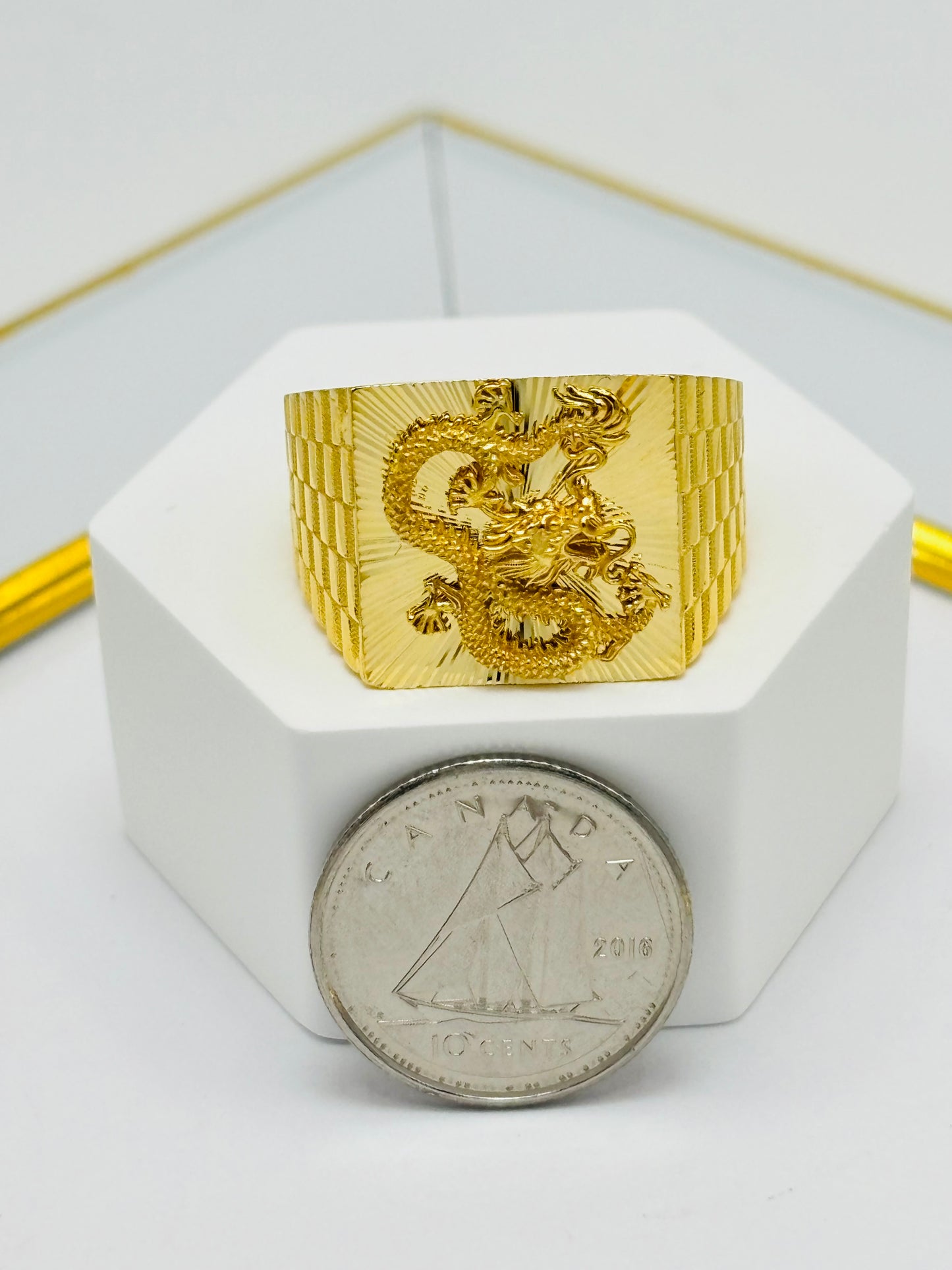 18K Gold Men's Ring with Dragon