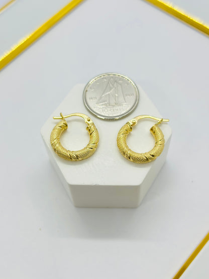18K Gold Loop Earrings