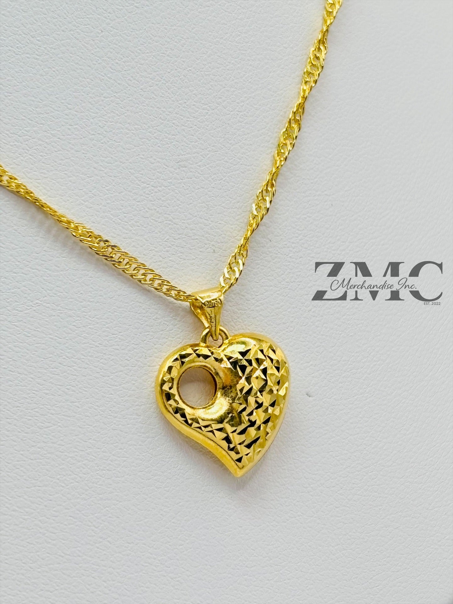 18K Gold Diamond Cut Heart Necklace