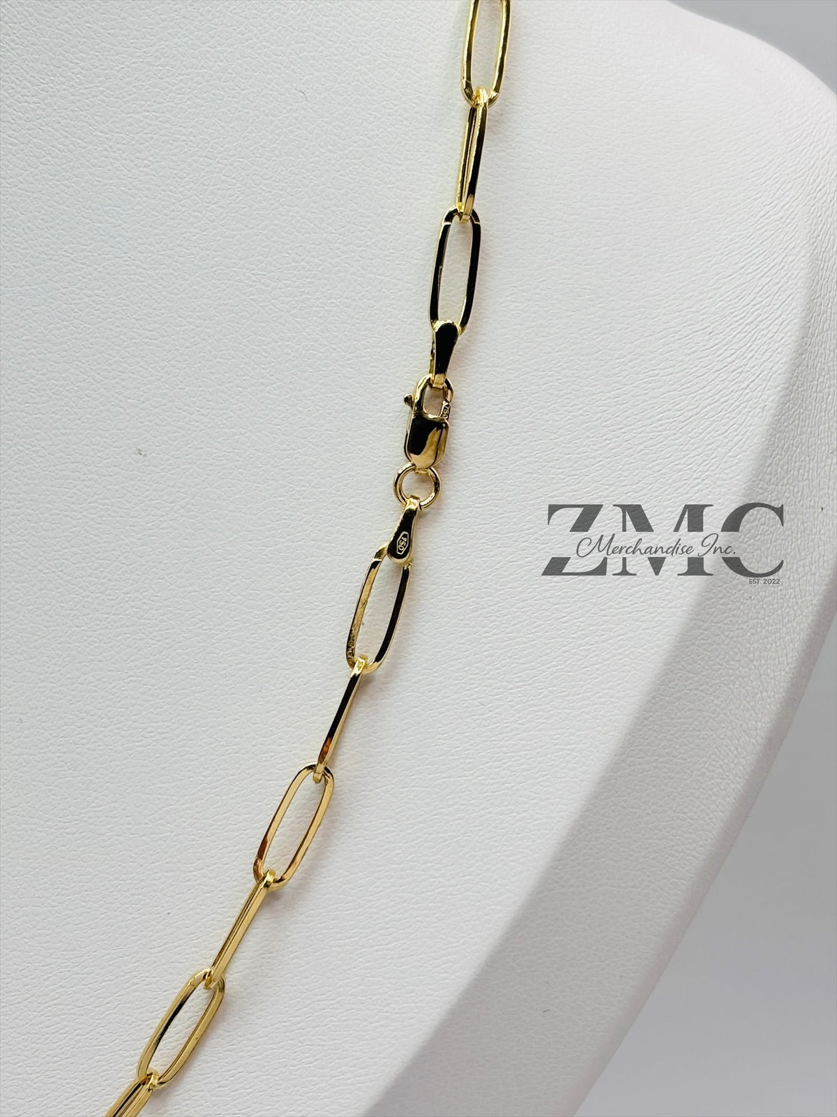 18K Gold Paperclip C Necklace