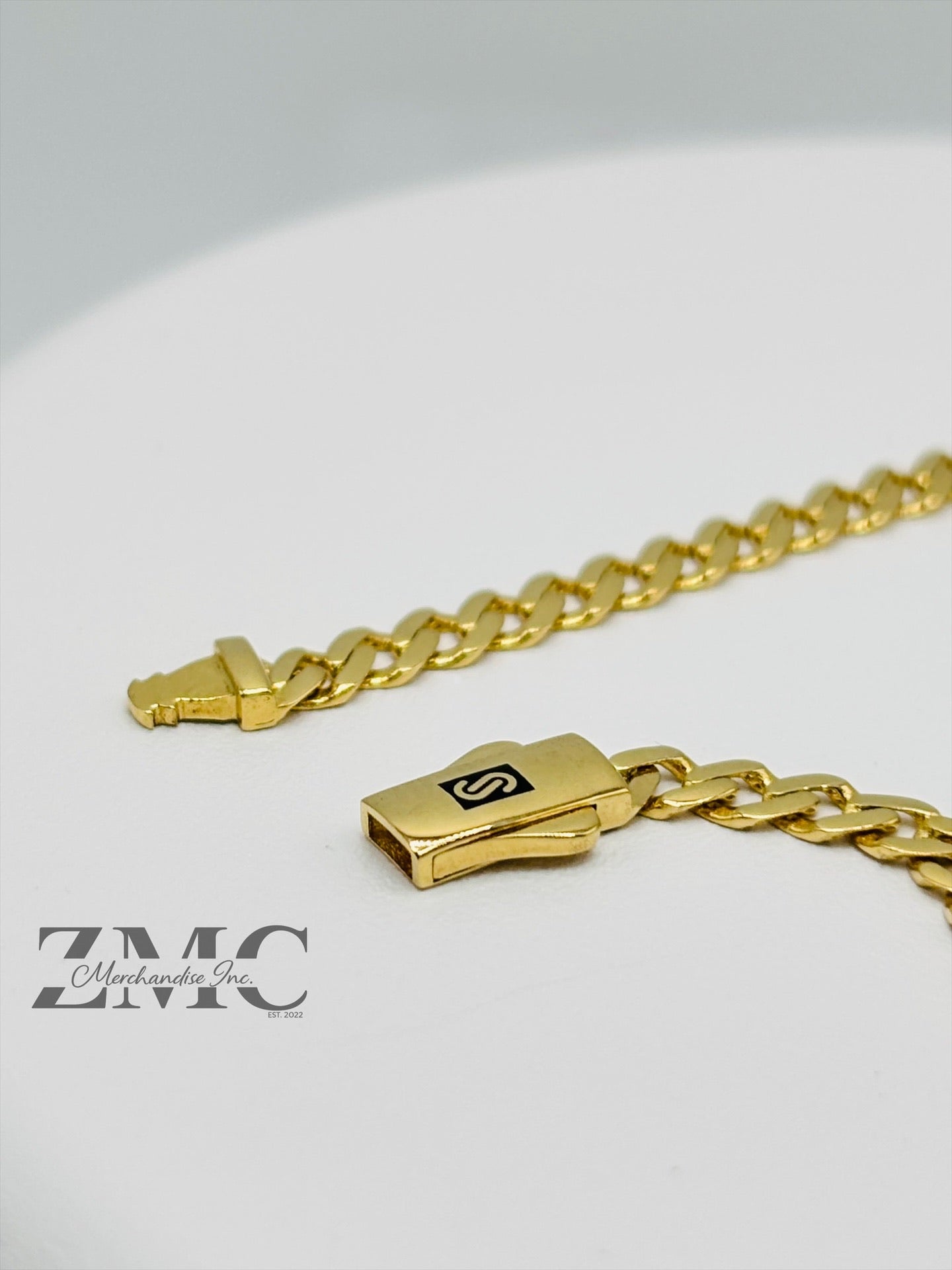 18K Gold M Plain Bracelet