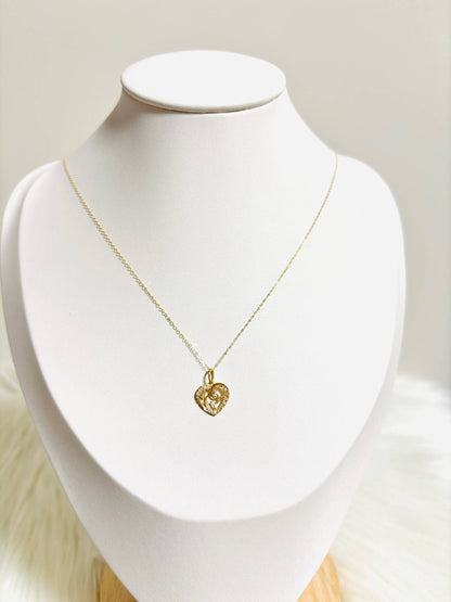 K18 Japan Heart Pendant 0.15 carat Natural Diamond with 18K Gold FREE Chain Set