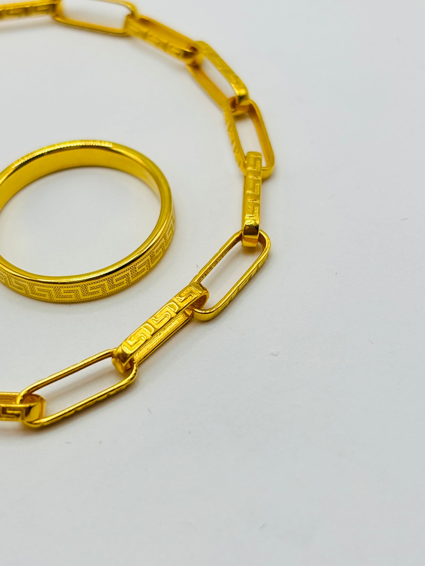 18K Gold  Bracelet and Ring Set