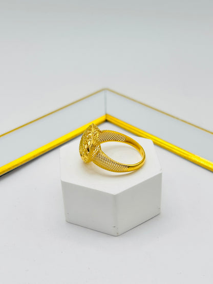18K Gold Heart Power Ring