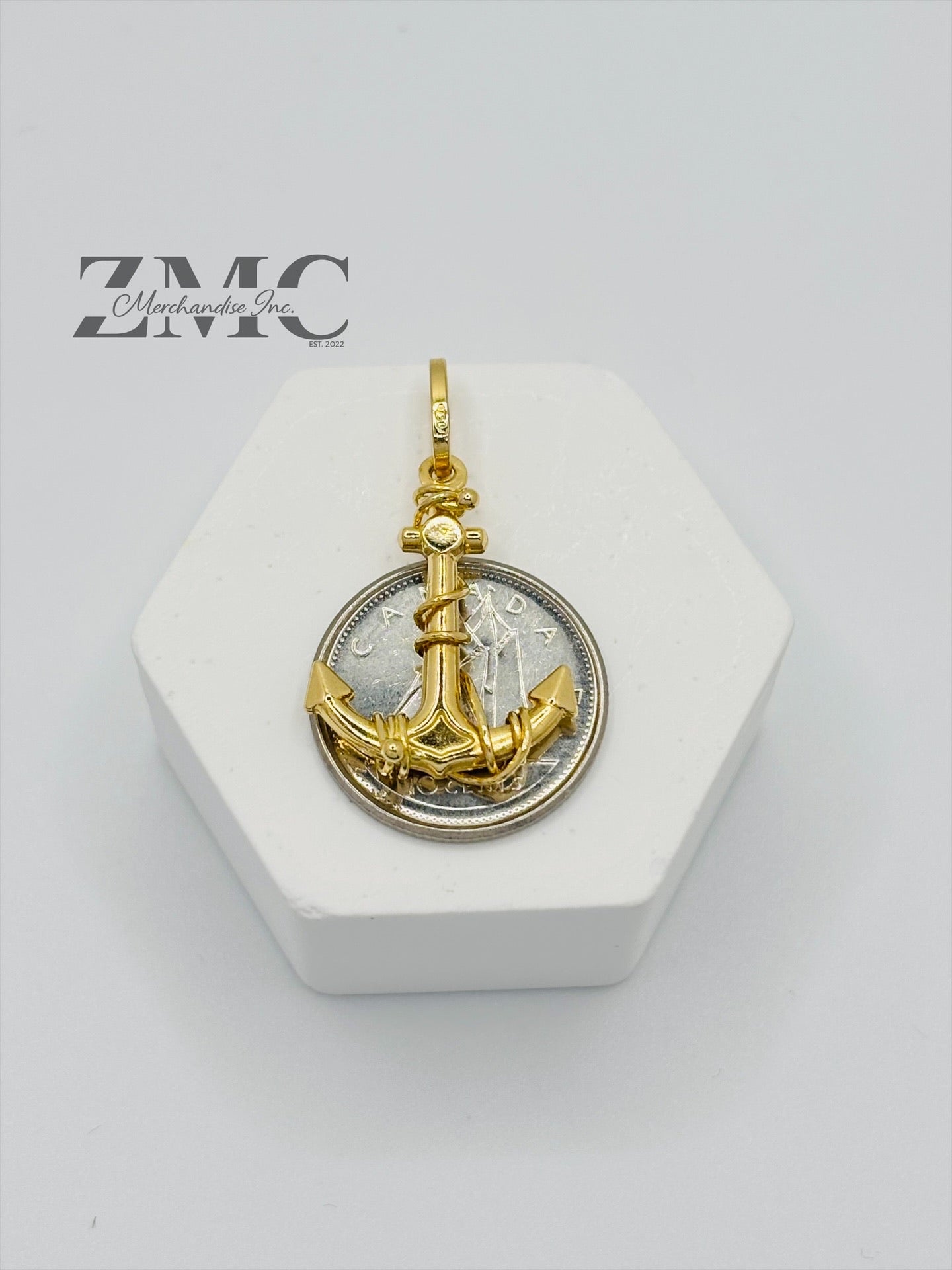 18K Gold Anchor Pendant