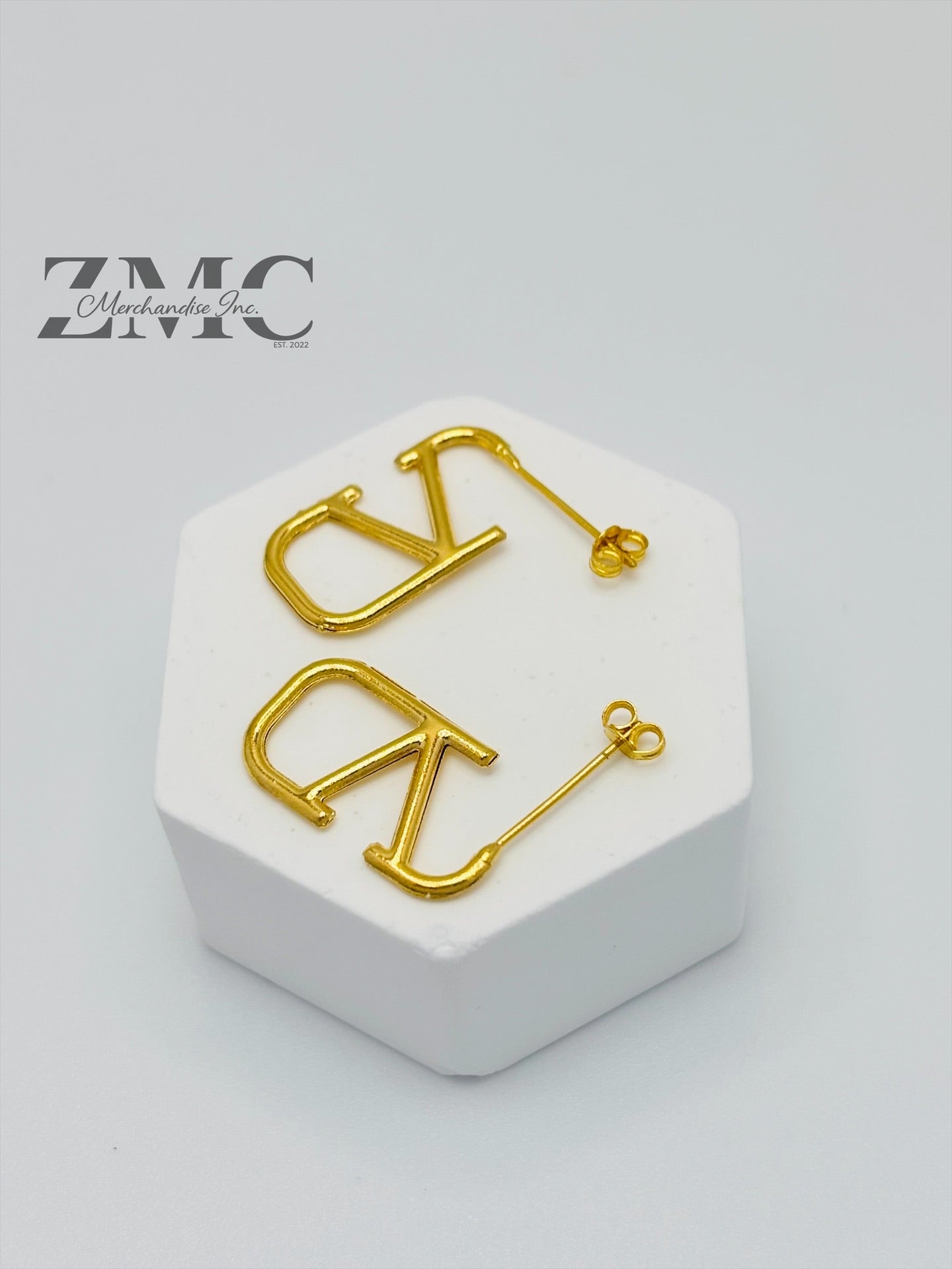 18K Gold V Stud Loop Earrings