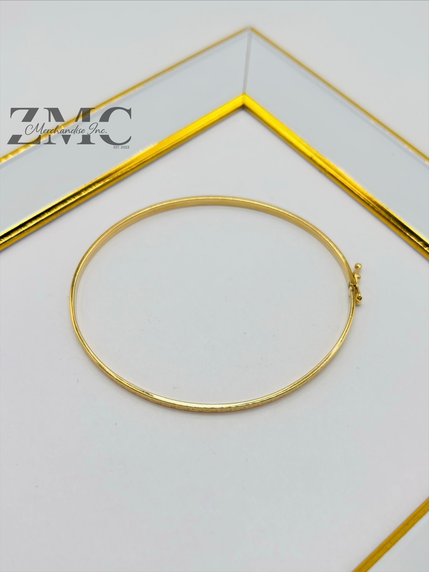18K Gold Slim Bangle
