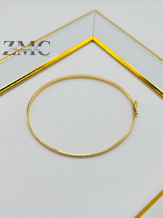 18K Gold Slim Bangle