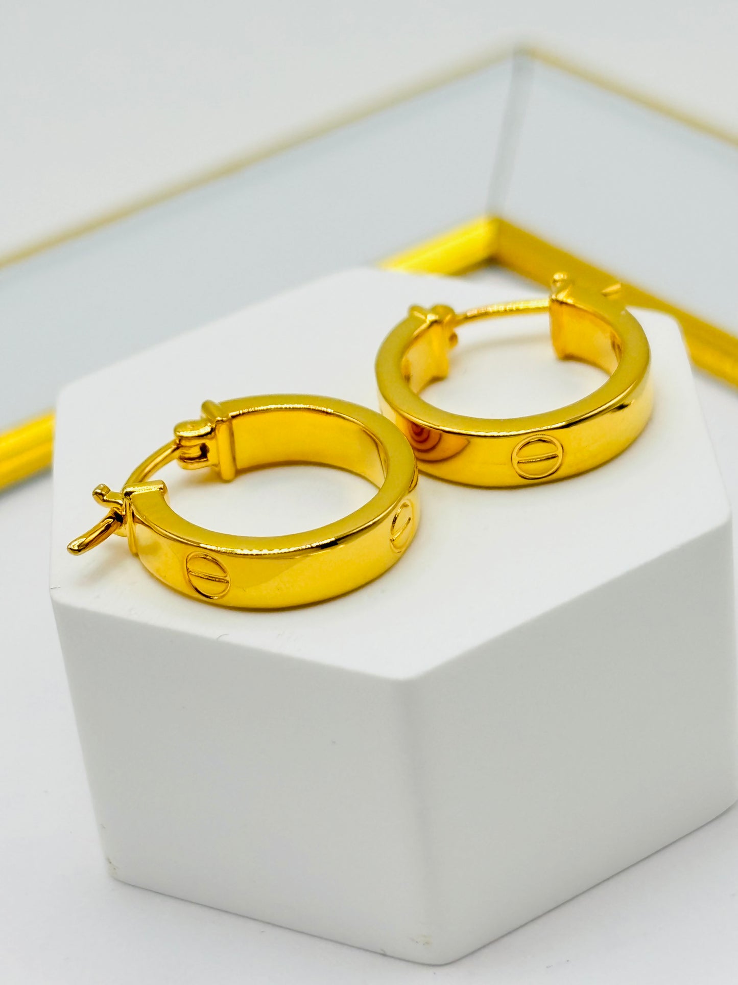 18K Gold Loop Earrings (Electroform)