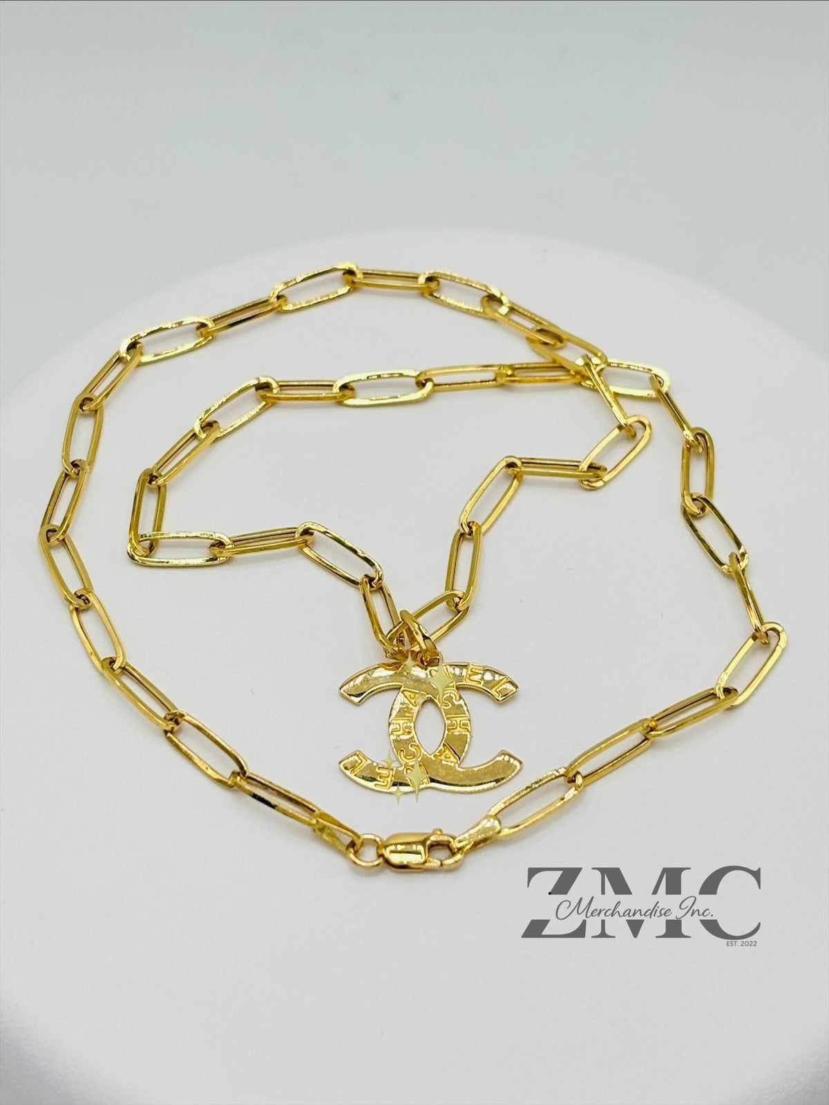 18K Gold Paperclip C Necklace