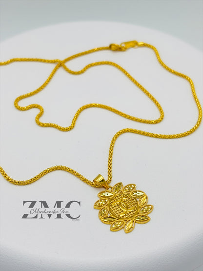 18K Gold C Flower Necklace