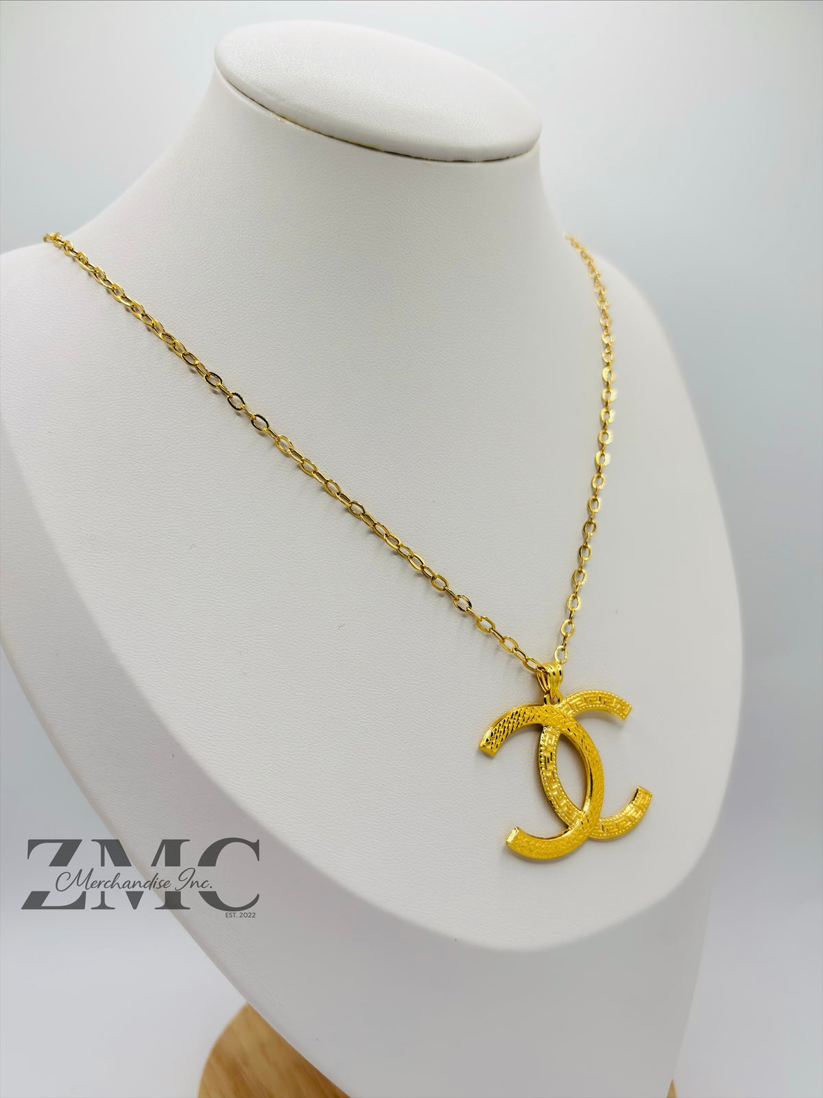 18K Gold Big C Necklace