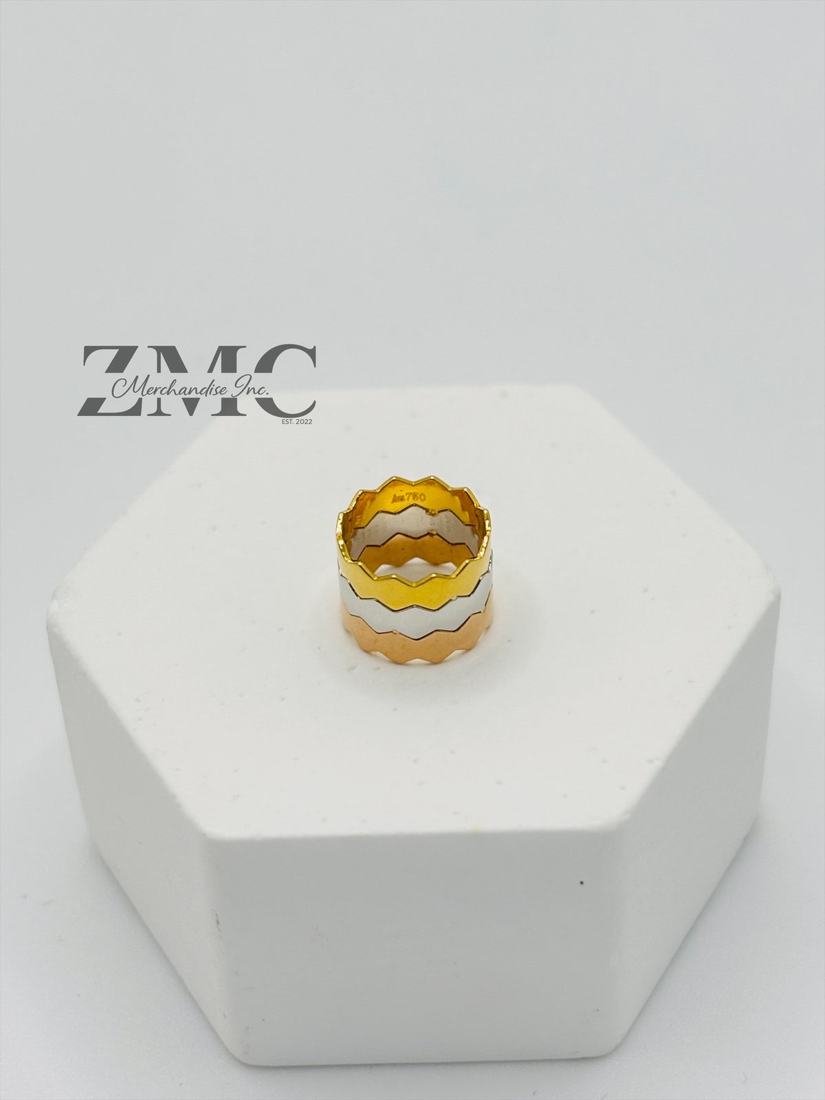 18K Gold Tri-color Barrel Pendant