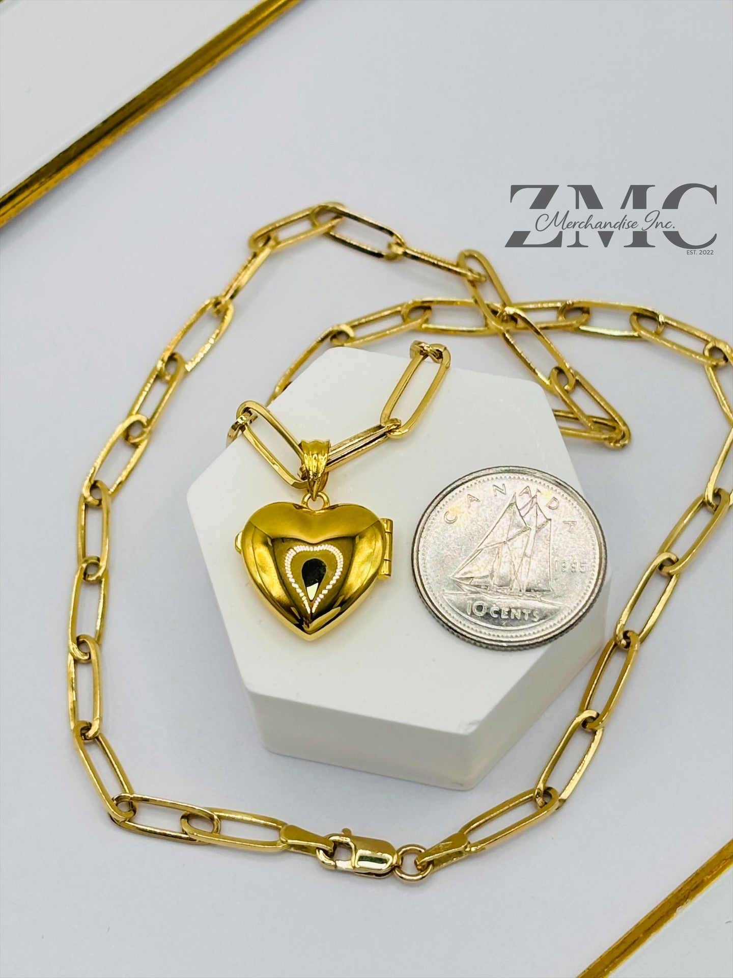 18K Gold Paperclip Heart Locket Necklace