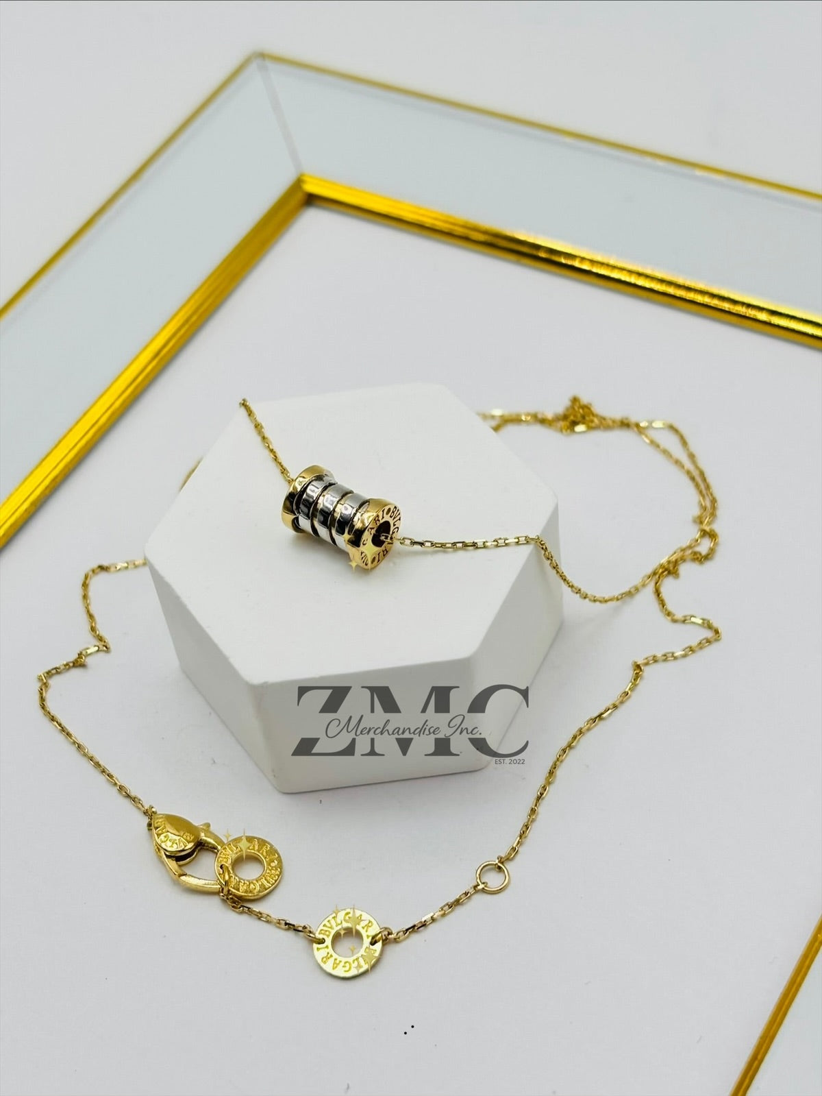 18K Gold Barrel Necklace