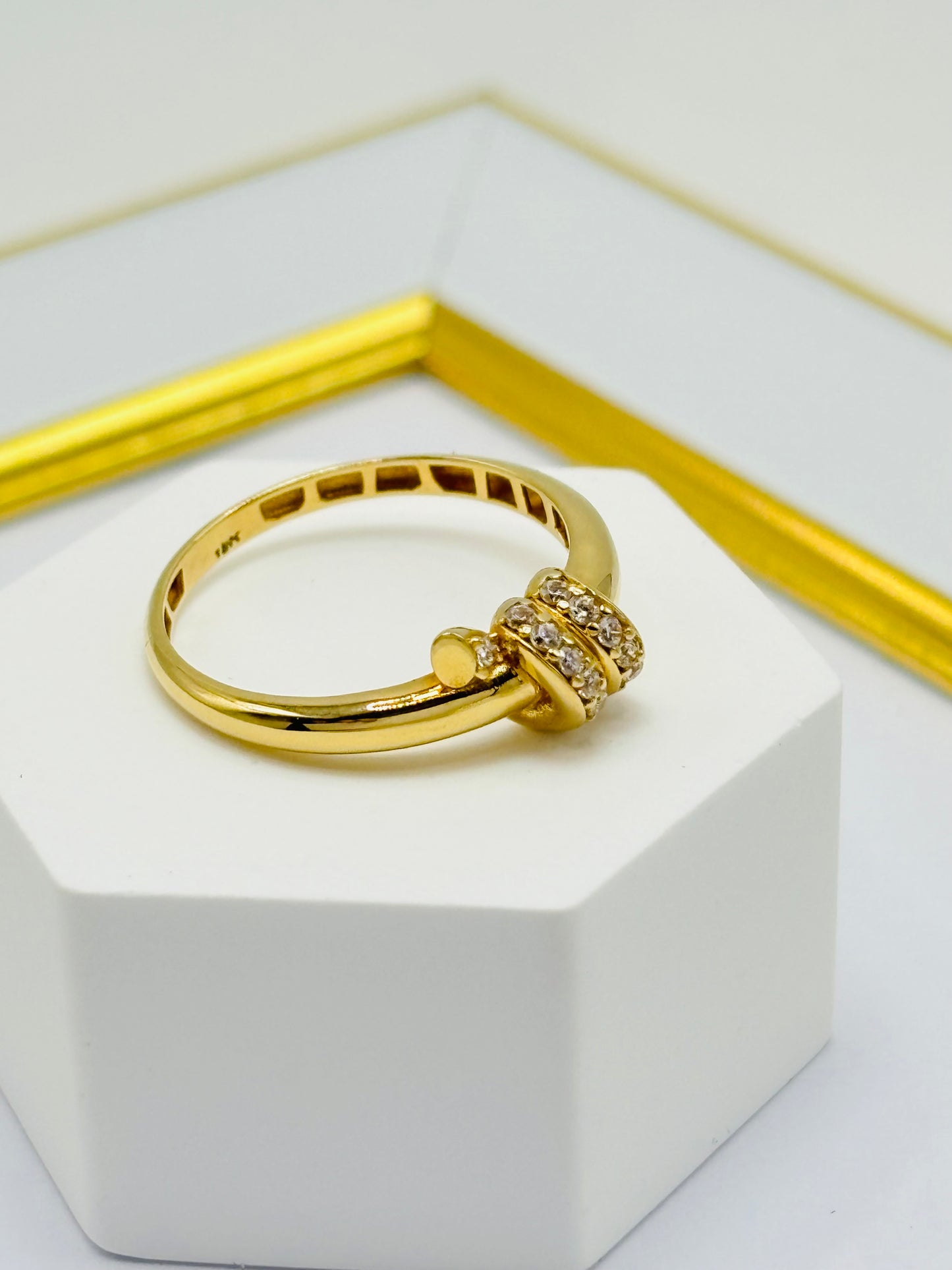 18K Gold Ring