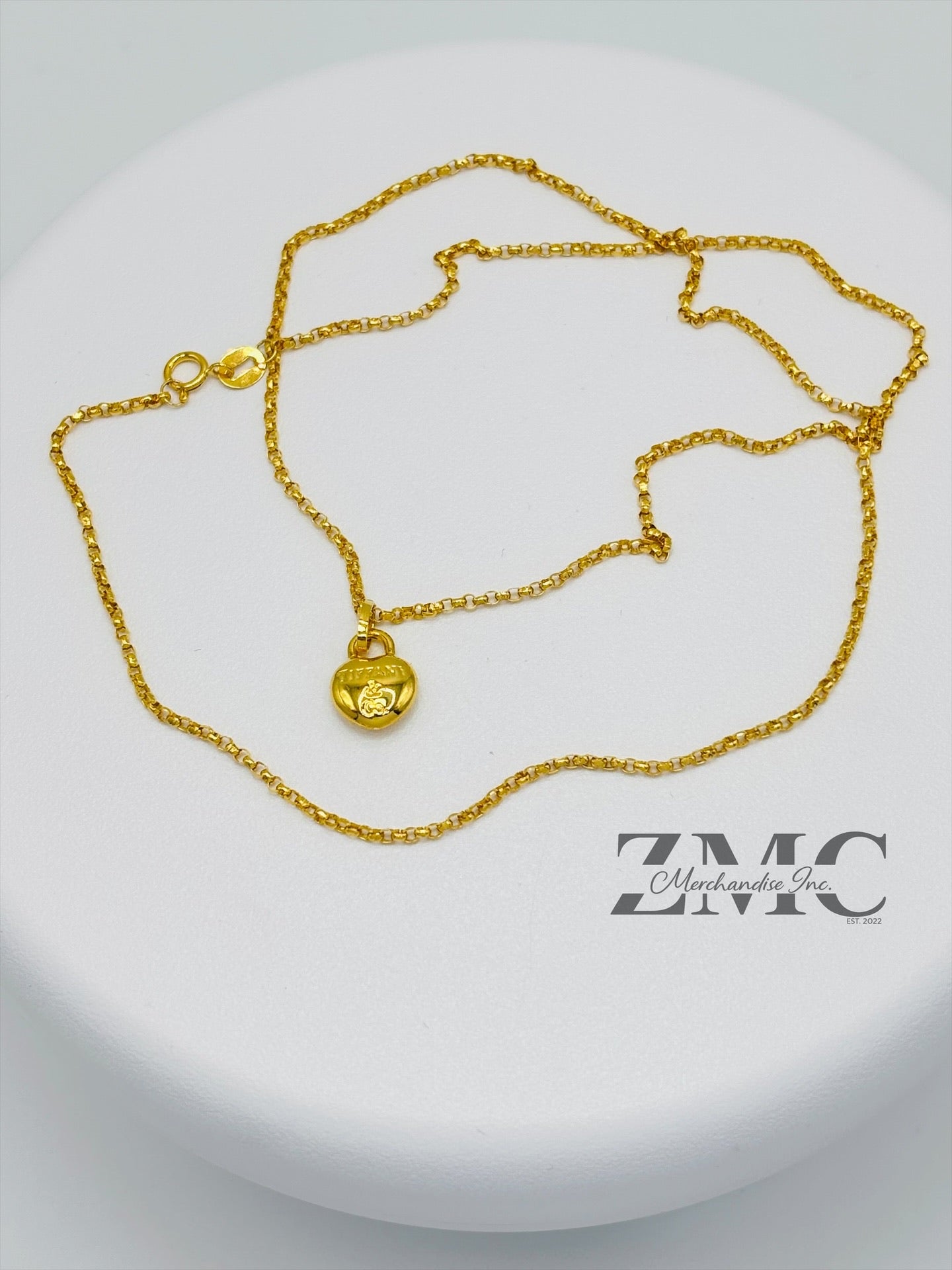 18K Gold Tauco Heart Necklace