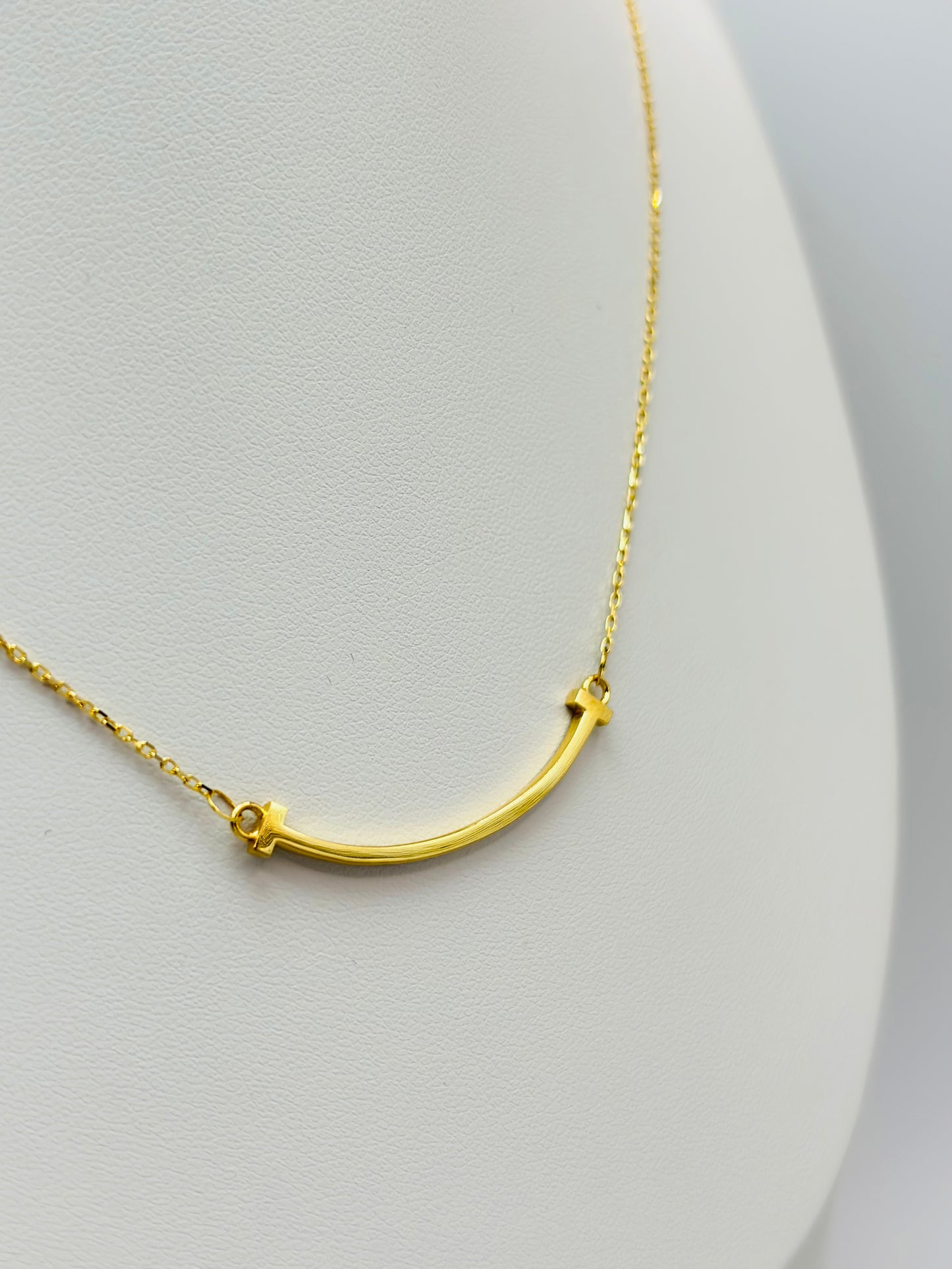 18K Gold Smiley Necklace