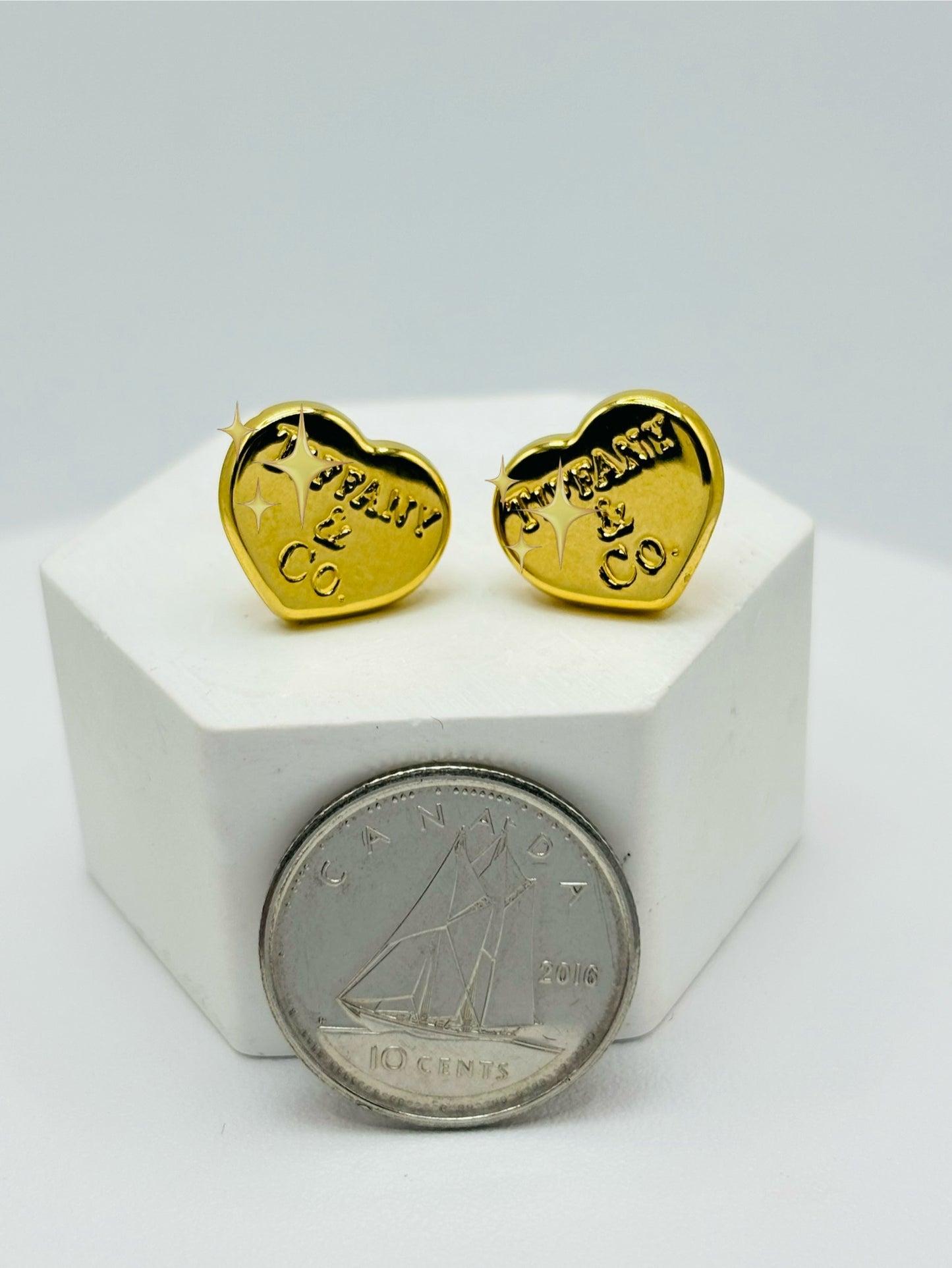 18K Gold Heart Earrings and Pendant Set