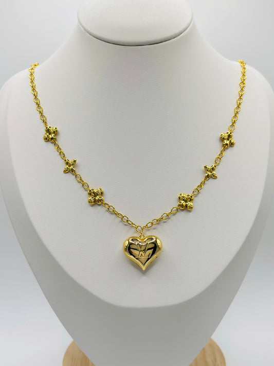 18K Gold Flower Attached Heart Necklace