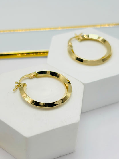 18K Gold Plain Loop Earrings
