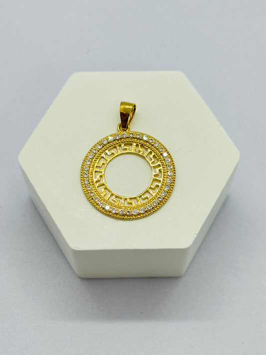 18K Gold Circle Pendant with Stone