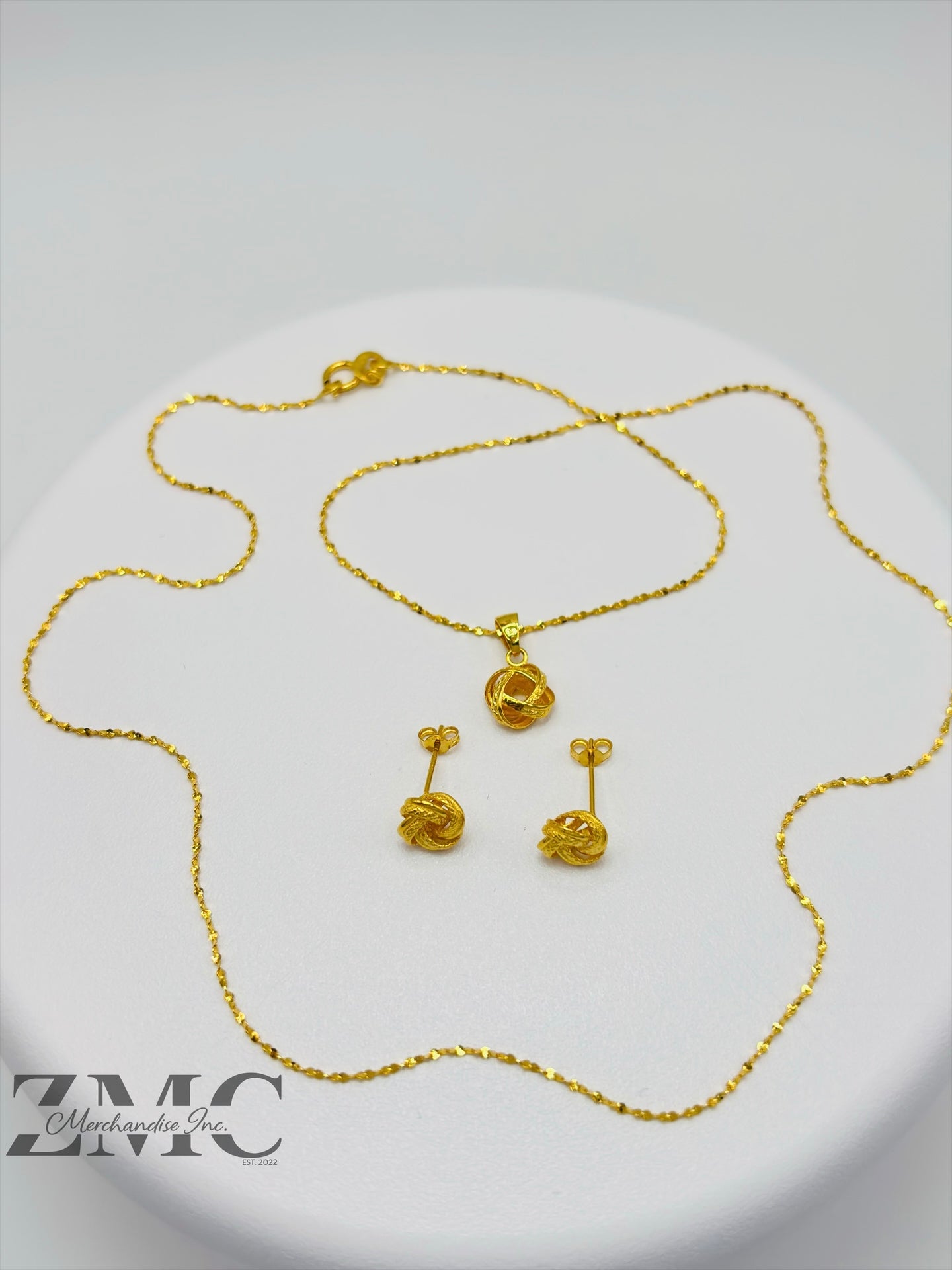 18K Gold Knot Earrings and Necklace Set