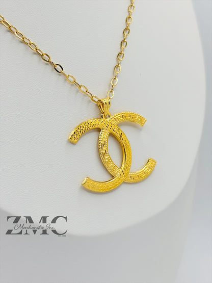 18K Gold Big C Necklace