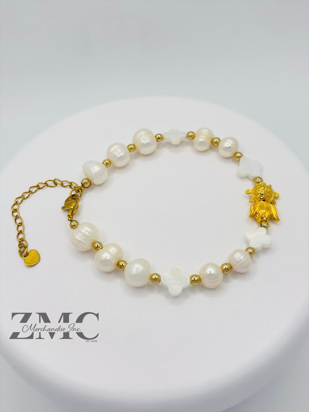 18K Gold Lucky Koi Fish Bracelet Fresh Water Pearl Stone ( Hollow Empty Inside)