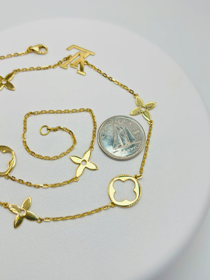 18K Gold Flower Necklace