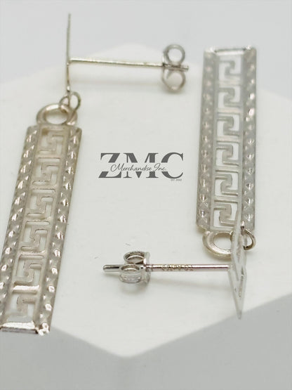 18K White Gold Dangling Earrings