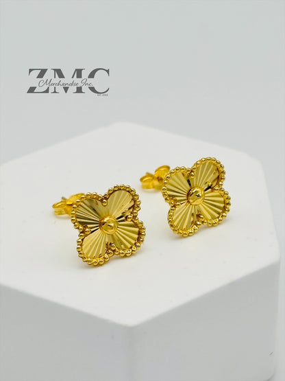 18K Gold Clover Earrings 10 mm