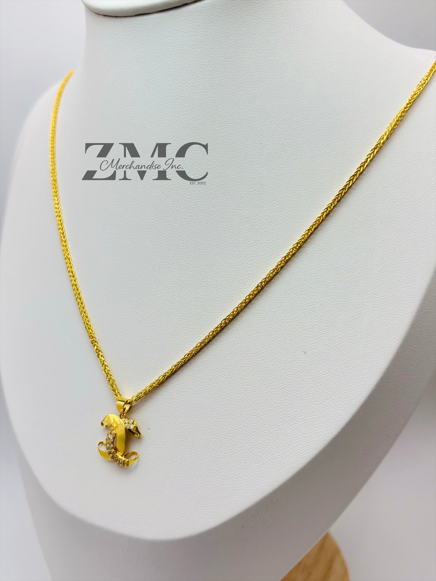 18K Gold C Necklace