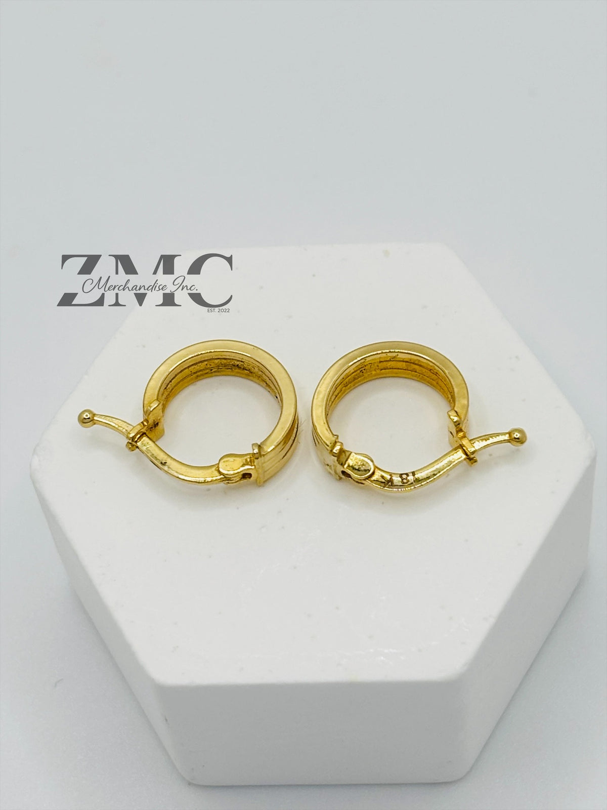18K Gold Huggies Loop Earrings (Imperfection)