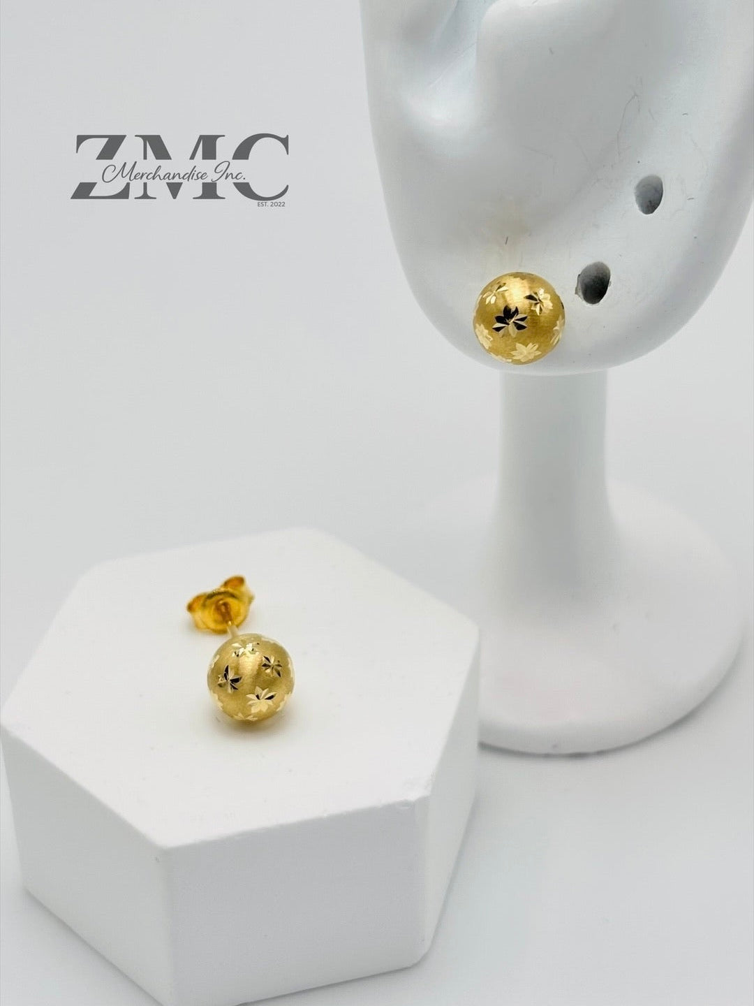 18K Gold Star Ball Earrings