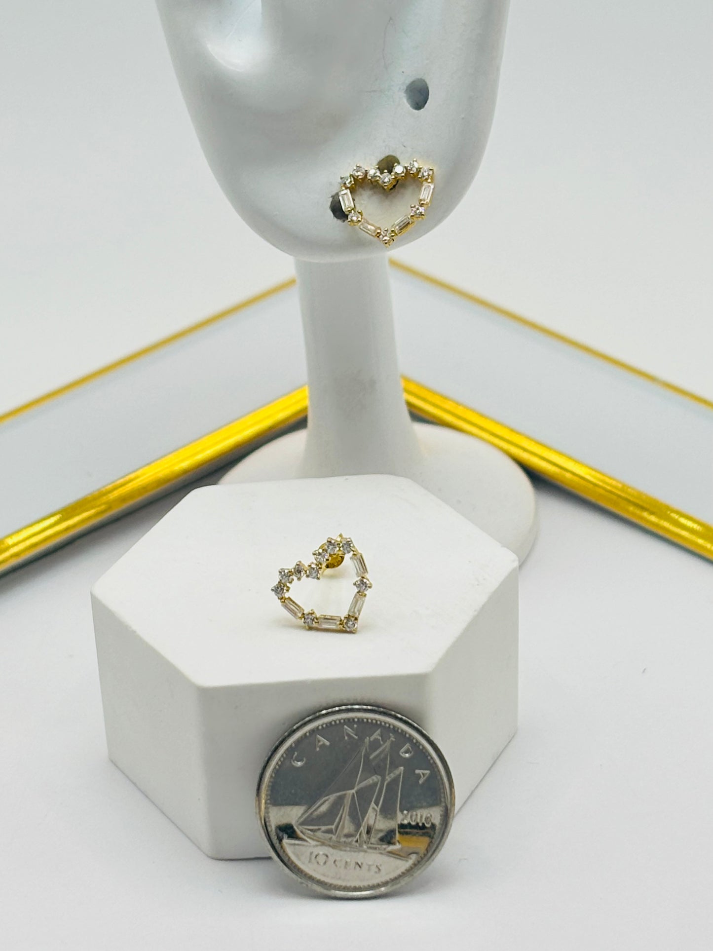 18K Gold Heart Moissanite Diamond Earrings